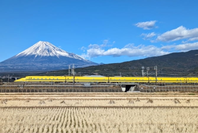 富士山とドクターイエロー